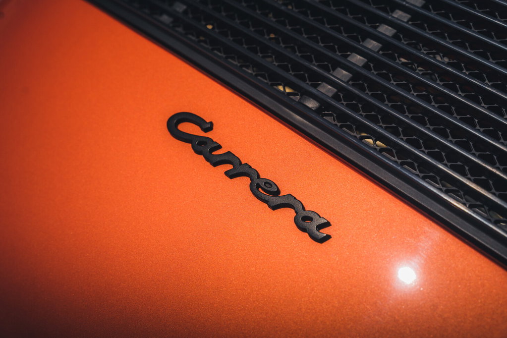 Porsche 911 Carrera 2.7