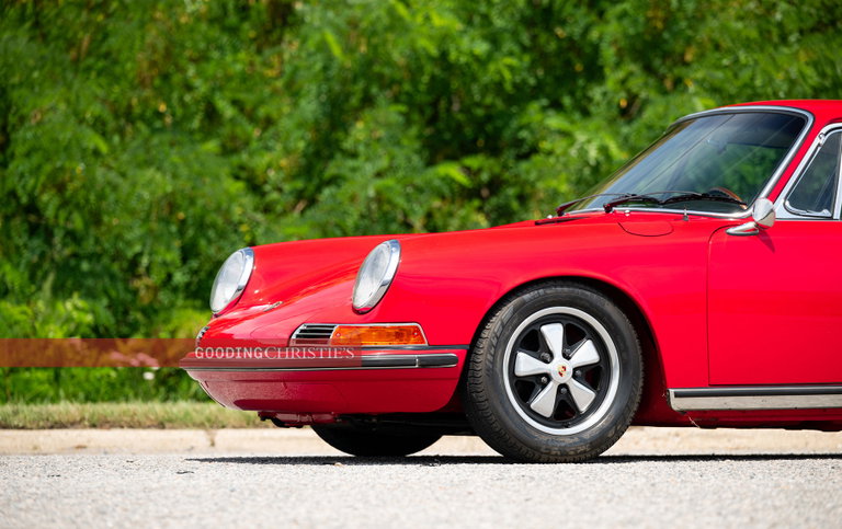 Porsche 911 S (F-Modell)