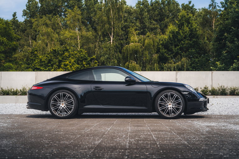 Porsche 991 Carrera Black Edition