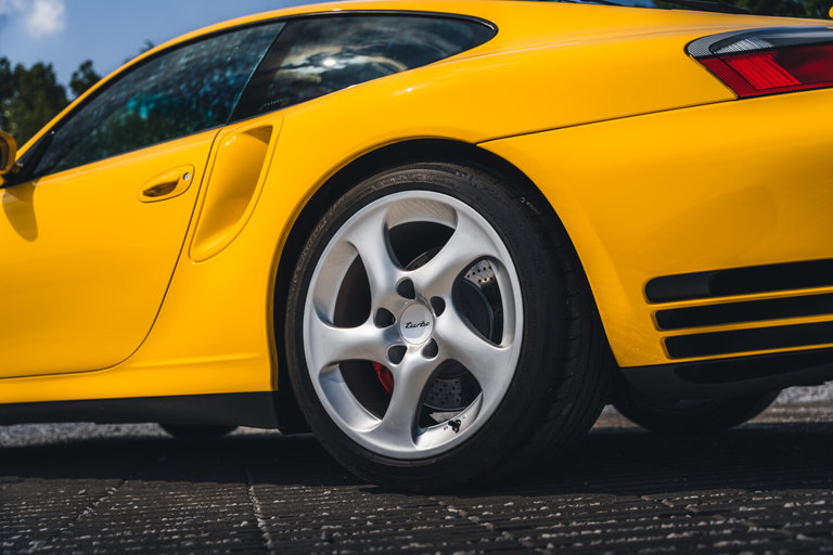 Porsche 996 Turbo