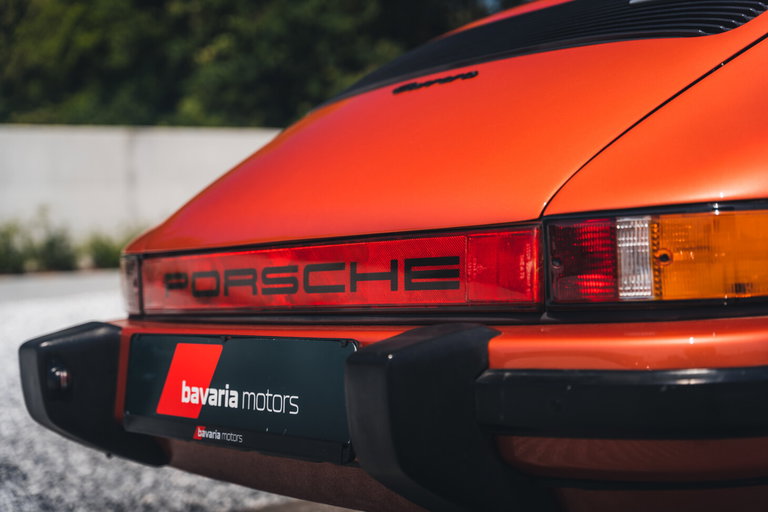 Porsche 911 Carrera 2.7