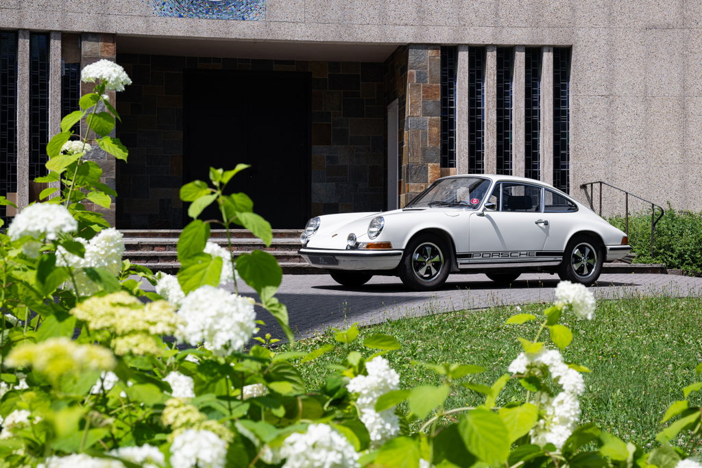 Porsche 911 T