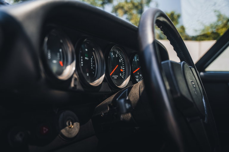 Porsche 911 Carrera 2.7