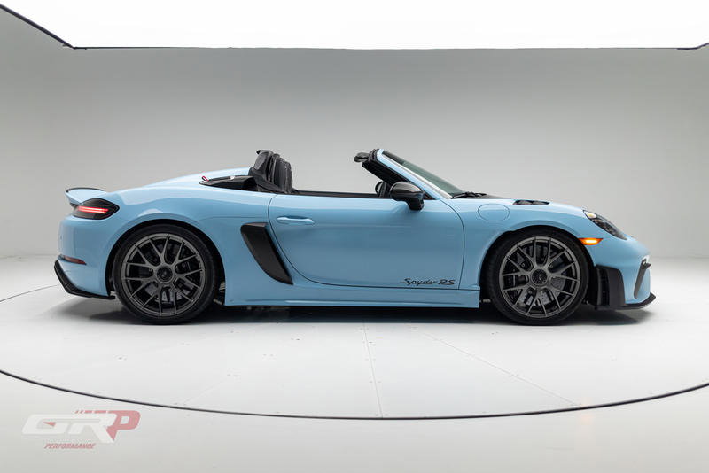 Porsche 718 Spyder RS