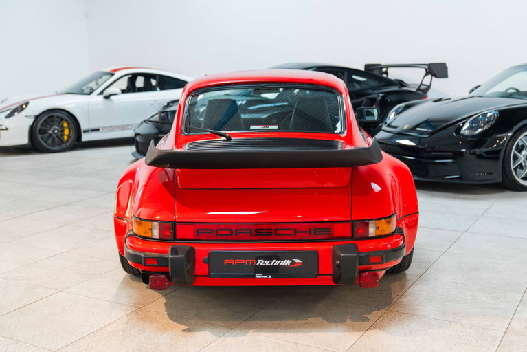 Porsche 911 Carrera 3.2 Supersport