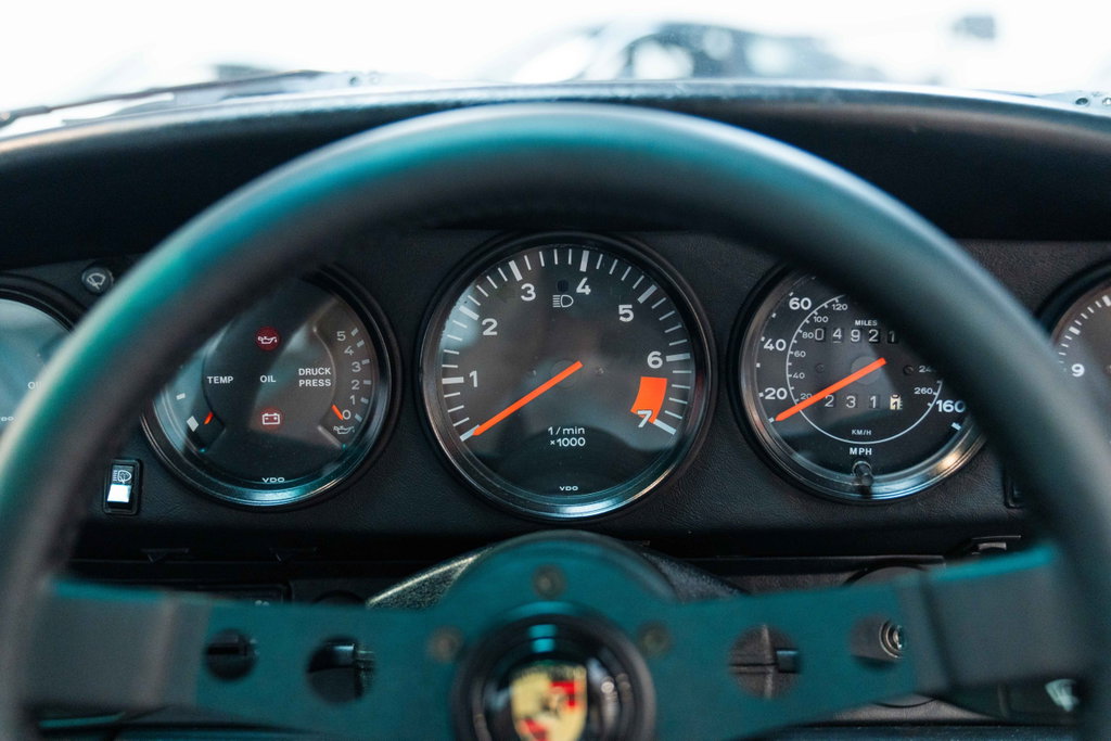 Porsche 911 Carrera 3.2 Supersport