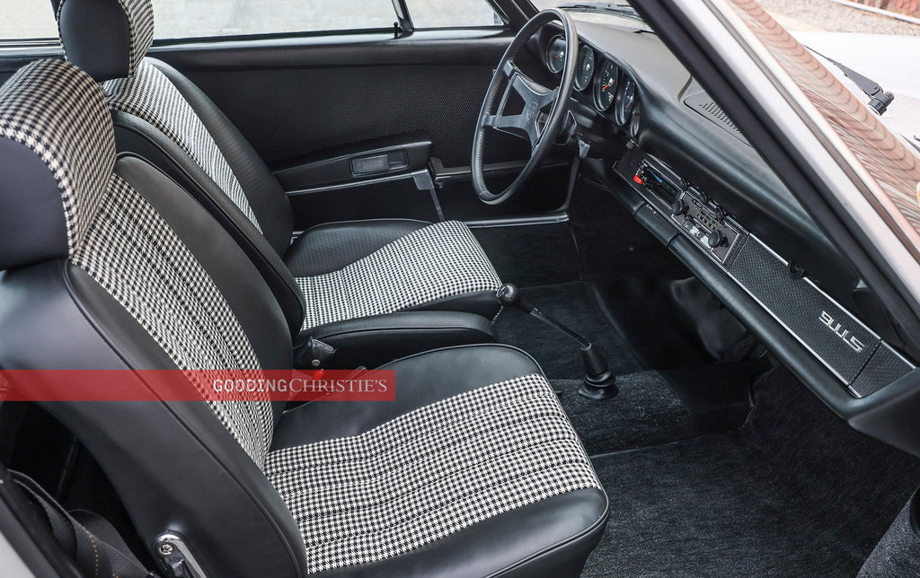 Porsche 911 S (F-Modell)