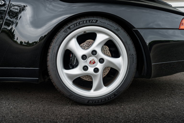 Porsche 993 Carrera