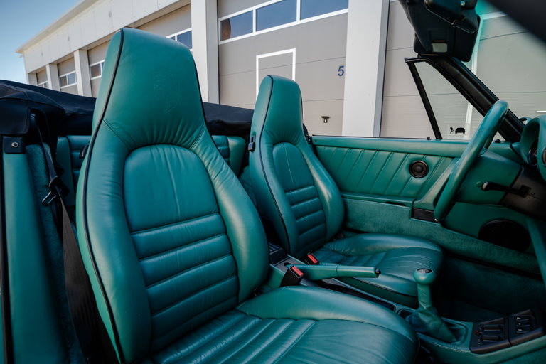 Porsche 964 Carrera 4