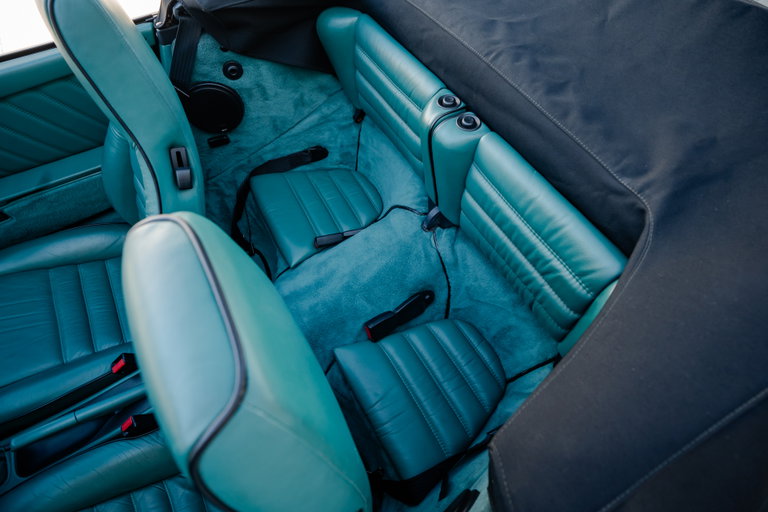 Porsche 964 Carrera 4