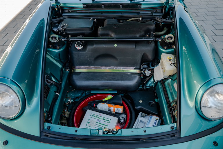 Porsche 964 Carrera 4