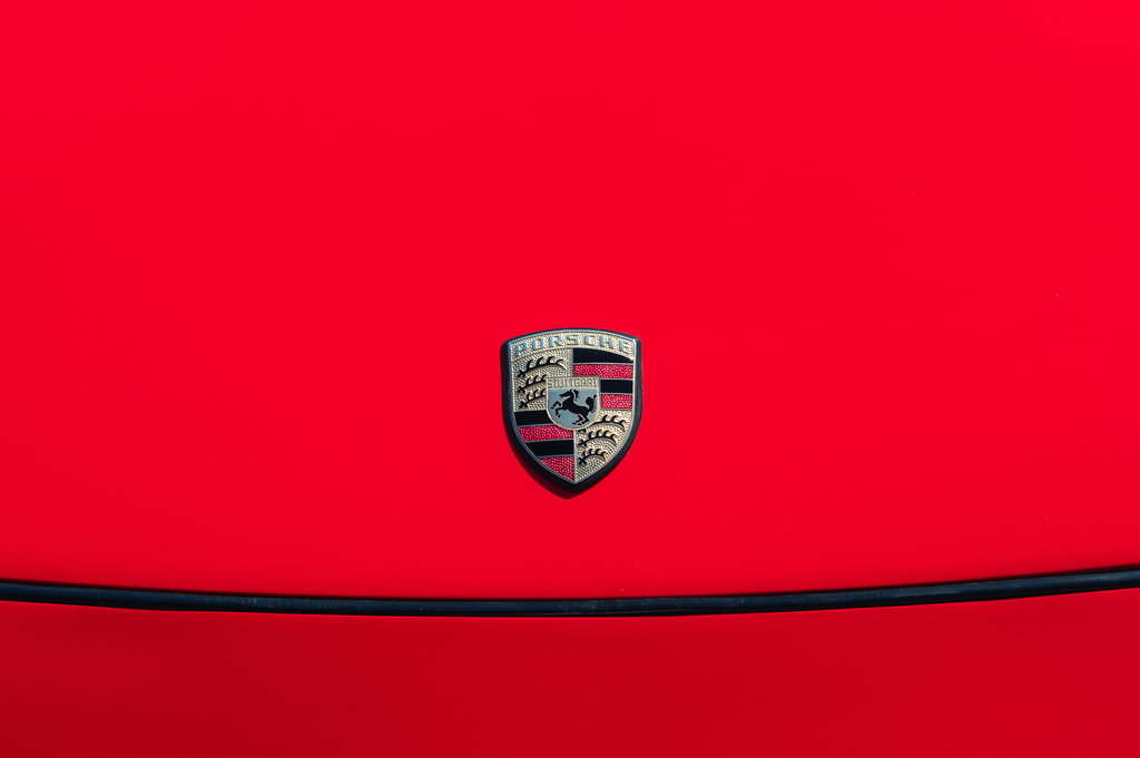 Porsche 928