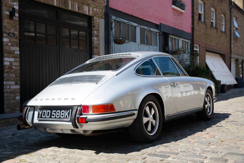Porsche 911 E