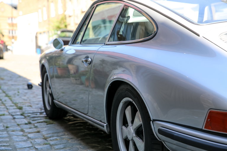Porsche 911 E