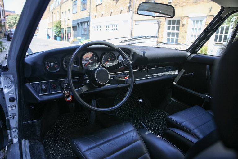 Porsche 911 E