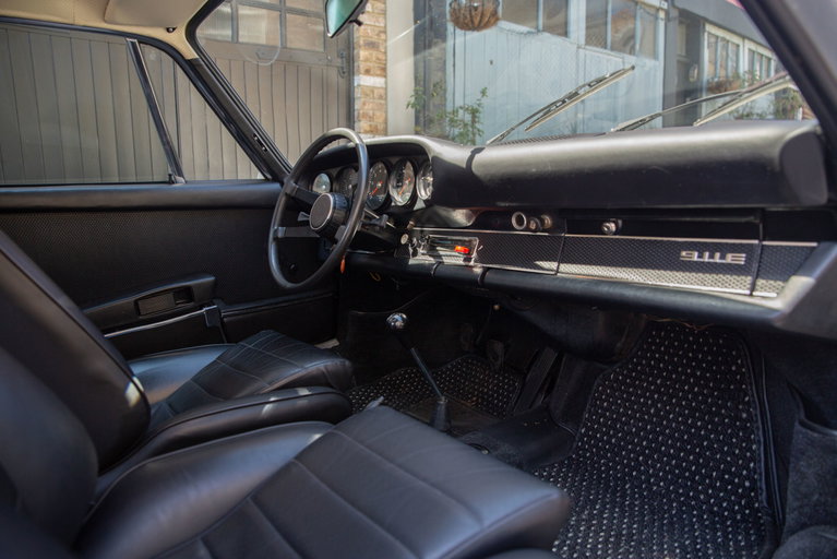 Porsche 911 E