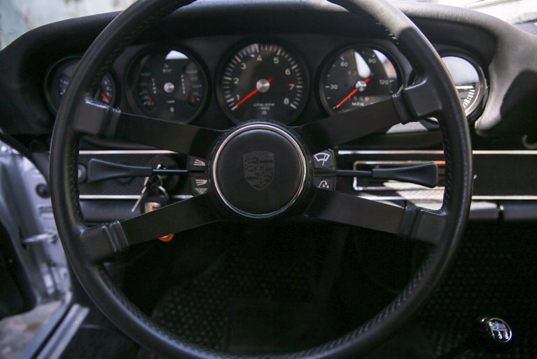 Porsche 911 E
