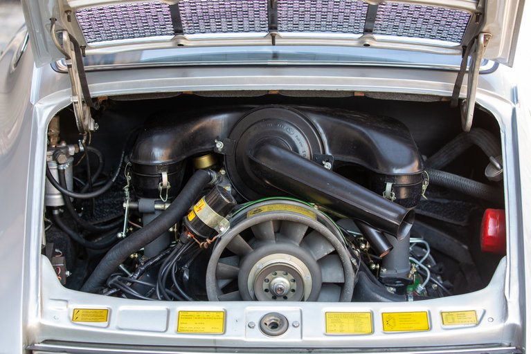 Porsche 911 E