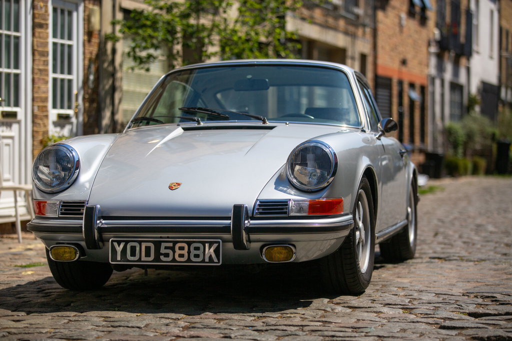 Porsche 911 E