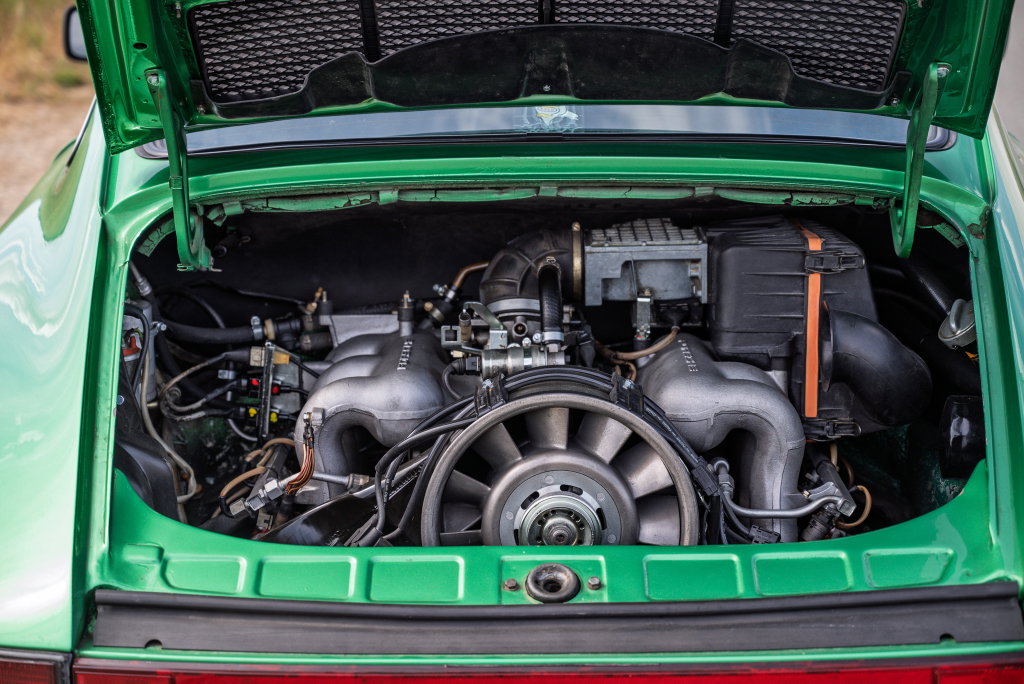 Porsche 911 Carrera 3.0
