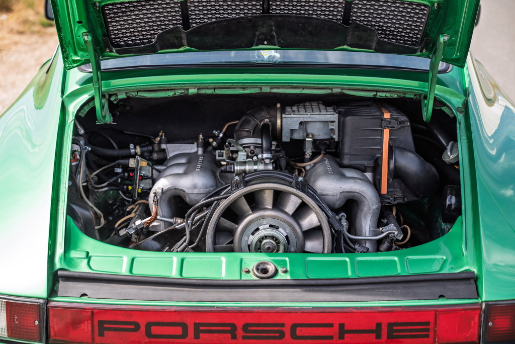 Porsche 911 Carrera 3.0