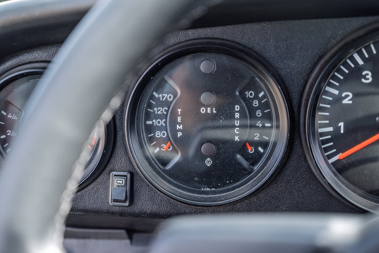 Porsche 911 Carrera 3.0