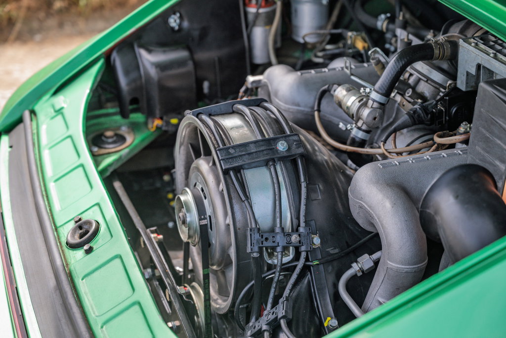 Porsche 911 Carrera 3.0