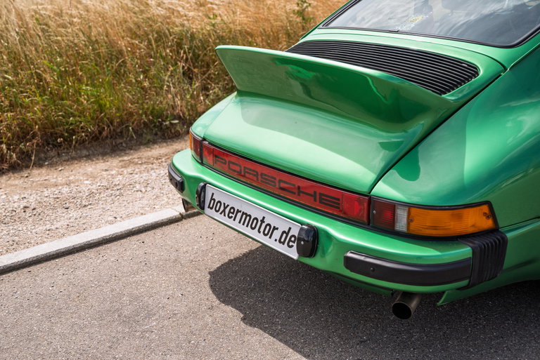 Porsche 911 Carrera 3.0
