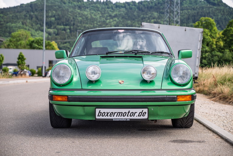 Porsche 911 Carrera 3.0