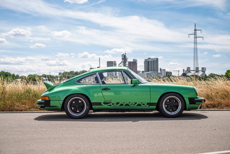 Porsche 911 Carrera 3.0