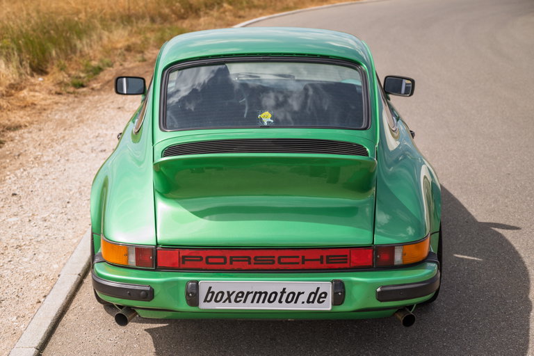 Porsche 911 Carrera 3.0