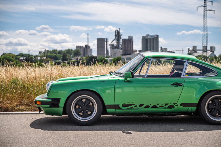 Porsche 911 Carrera 3.0