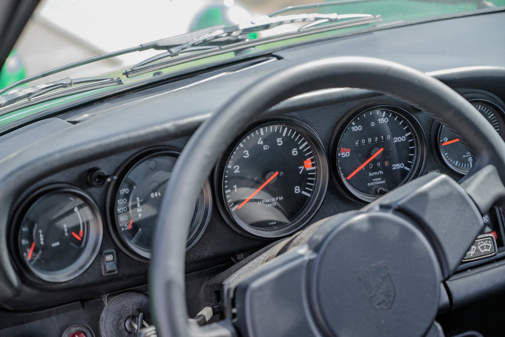 Porsche 911 Carrera 3.0