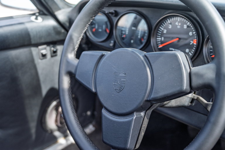 Porsche 911 Carrera 3.0