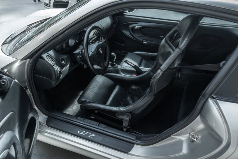 Porsche 996 GT2