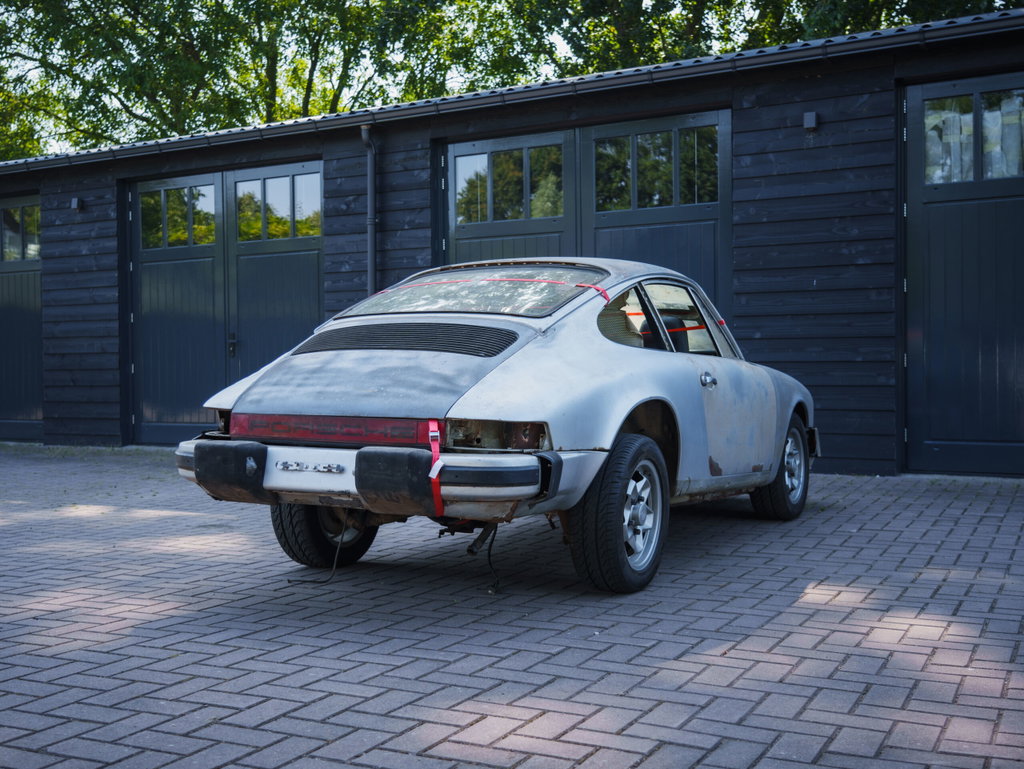 Porsche 911 “25 Jahre Jubiläumsmodell”