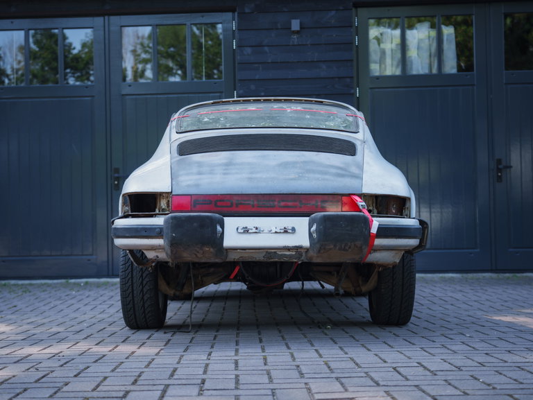 Porsche 911 “25 Jahre Jubiläumsmodell”