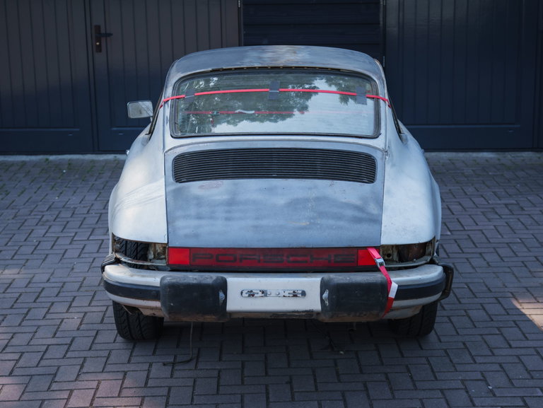 Porsche 911 “25 Jahre Jubiläumsmodell”