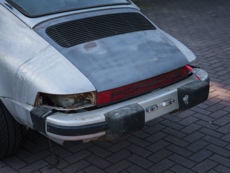 Porsche 911 “25 Jahre Jubiläumsmodell”