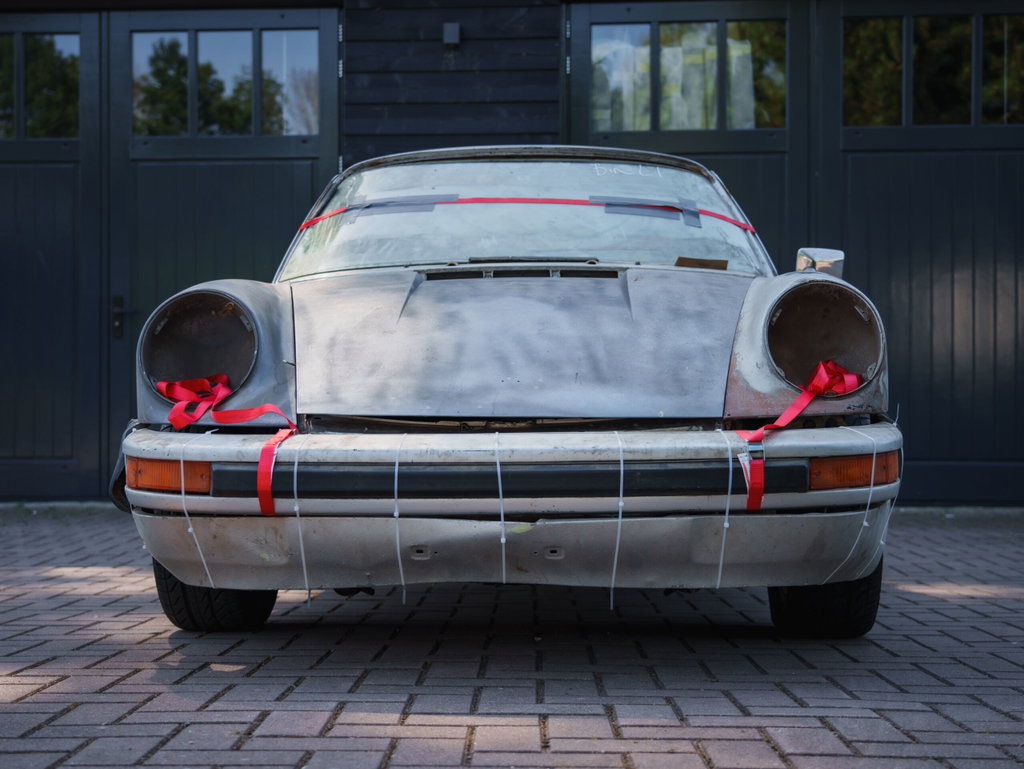 Porsche 911 “25 Jahre Jubiläumsmodell”