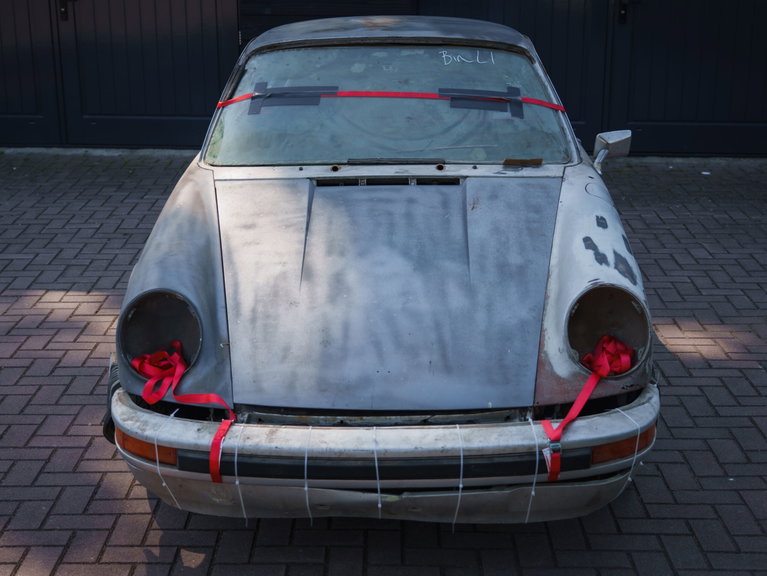 Porsche 911 “25 Jahre Jubiläumsmodell”