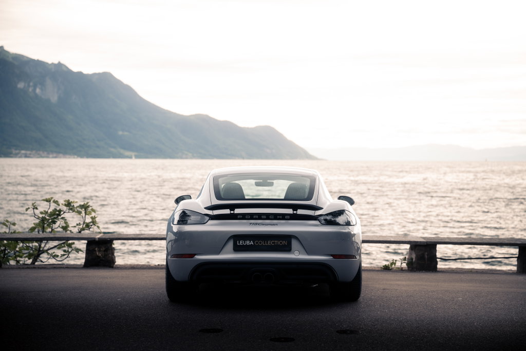 Porsche 718 Cayman T