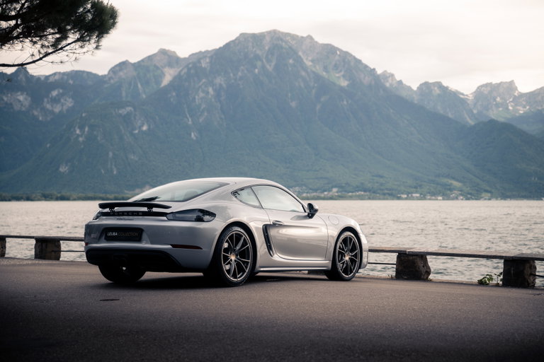 Porsche 718 Cayman T