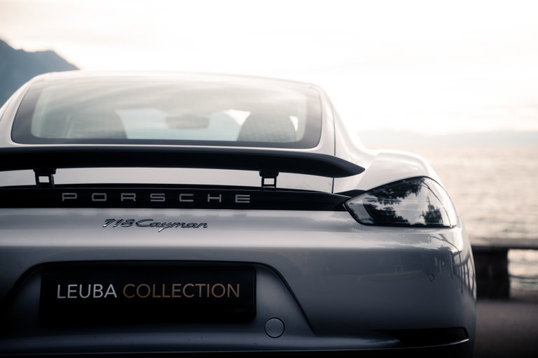 Porsche 718 Cayman T