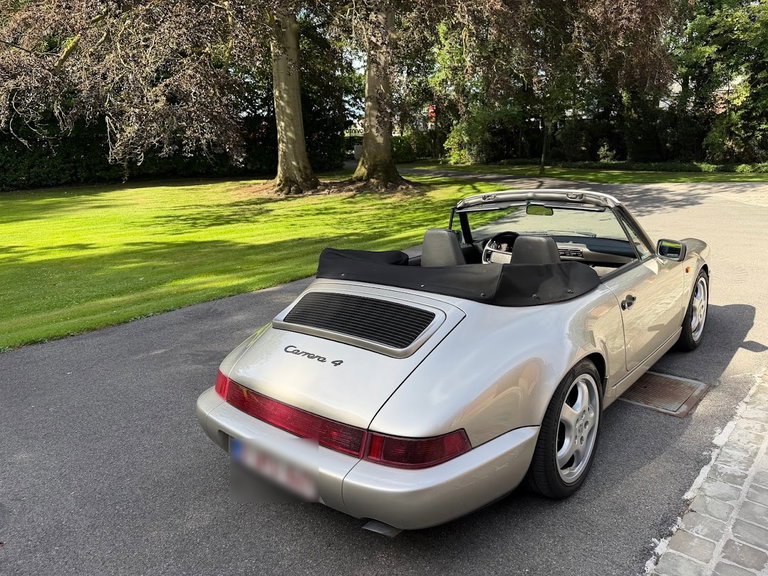 Porsche 964 Carrera 4