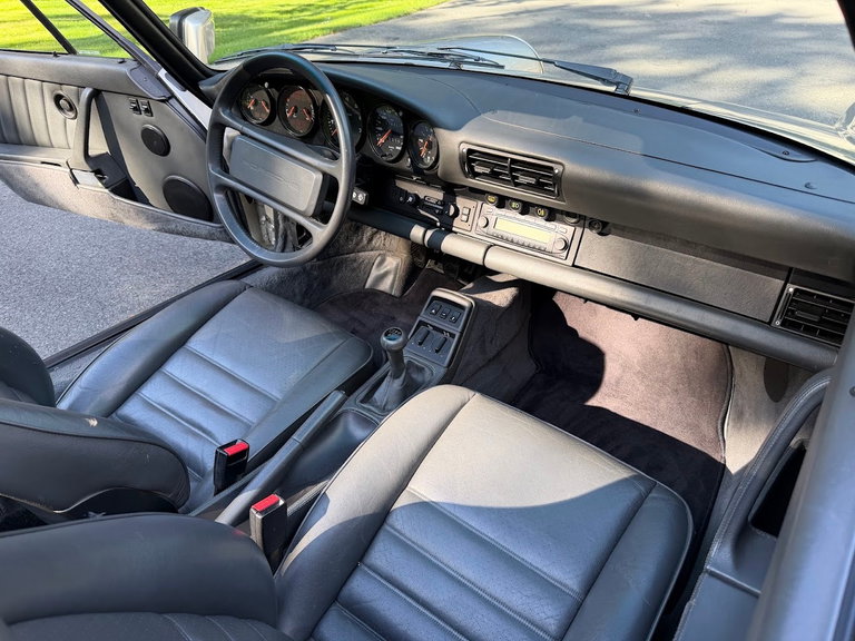 Porsche 964 Carrera 4