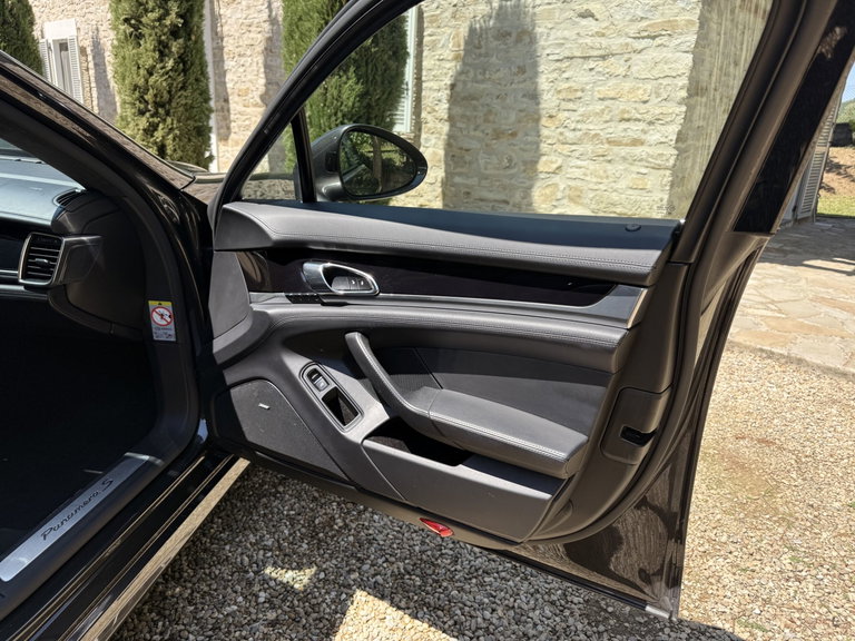 Porsche Panamera S E-Hybrid