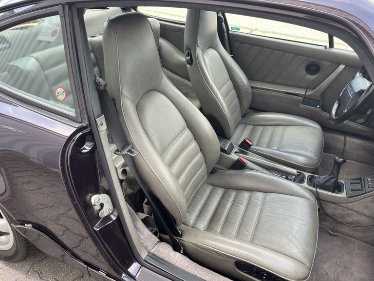 Porsche 964 Carrera 4