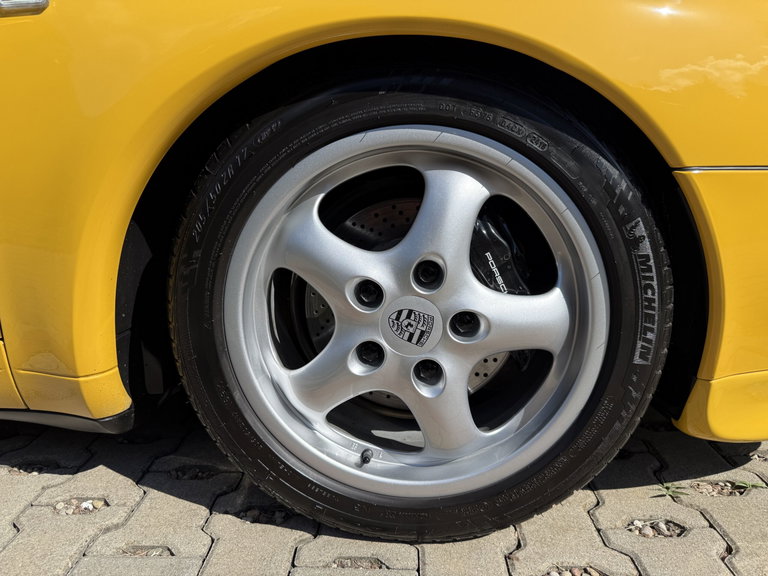 Porsche 993 Carrera