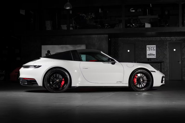 Porsche 992 Targa 4 GTS